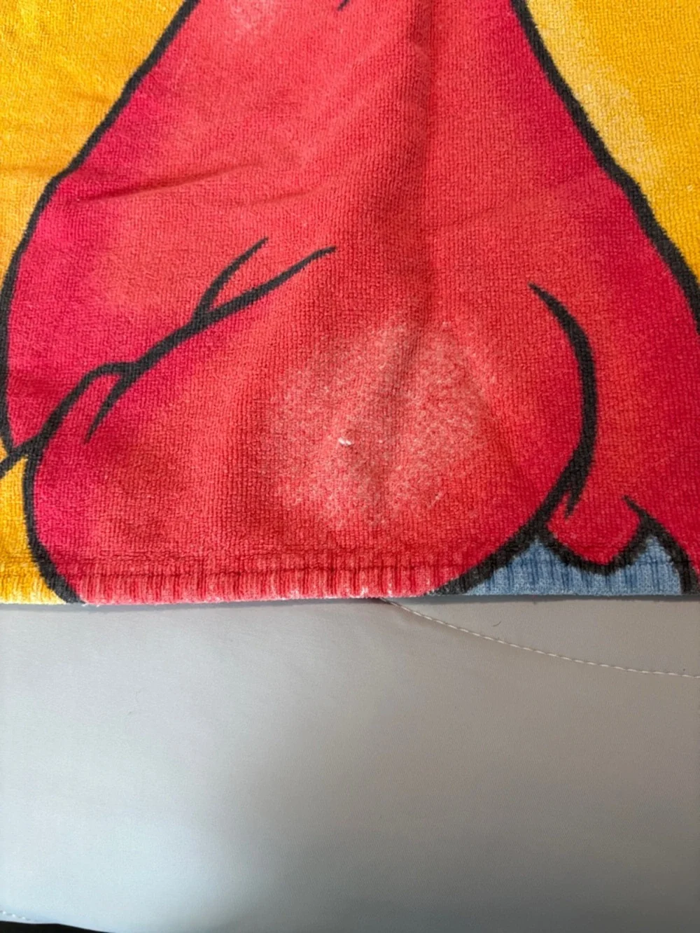 Disneyland VTG Winnie the Pooh Beach Towel Disneyland